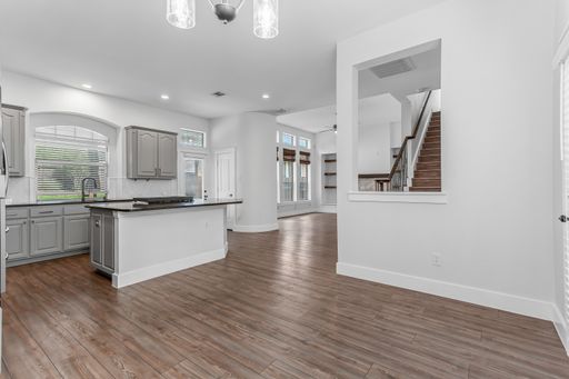 4738 Coyote Trl, Dallas, TX 75227-2821