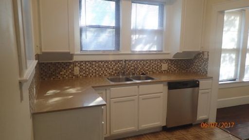 5925 Worth St, Dallas, TX 75214-4456