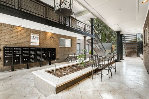 10205 Regal Oaks Dr., Apt #123, Dallas, TX 75230-4945