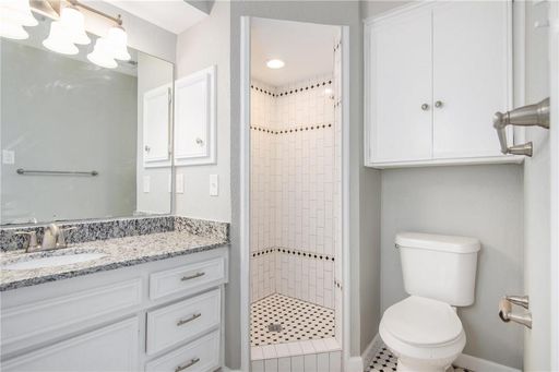 2808 Golfing Green Dr, Farmers Branch, TX 75234-4903
