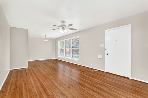 1830 Viewcrest Dr, Dallas, TX 75228-4216