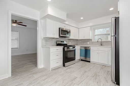 3311 Tooms St, Dallas, TX 75227-6345