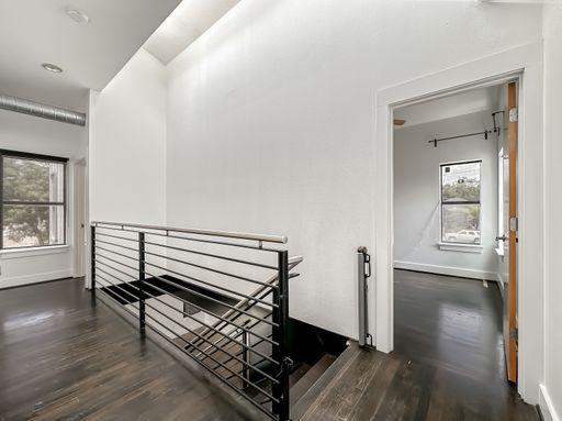 417 S Beacon St, Dallas, TX 75223-1603