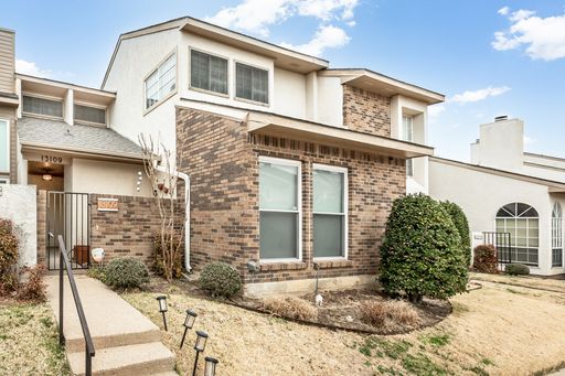 13109 Burninglog Ln, Dallas, TX 75243-2127