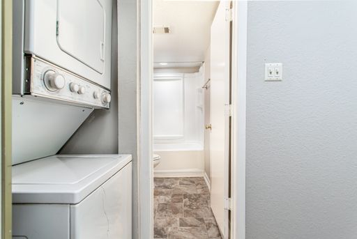 1901 N Fitzhugh Ave, #19, Dallas, TX 75204-4669