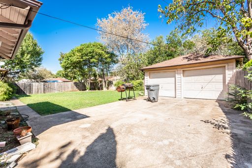 9344 San Fernando Way, Dallas, TX 75218-3657