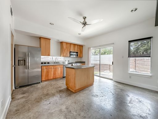417 S Beacon St, Dallas, TX 75223-1603