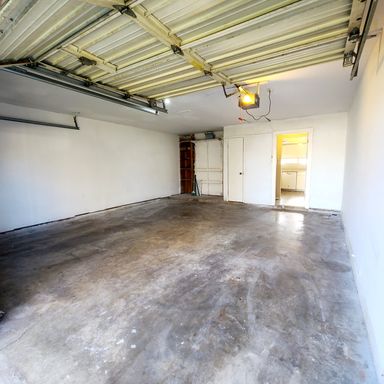 1026 Brookshire Cir, Garland, TX 75043-5019