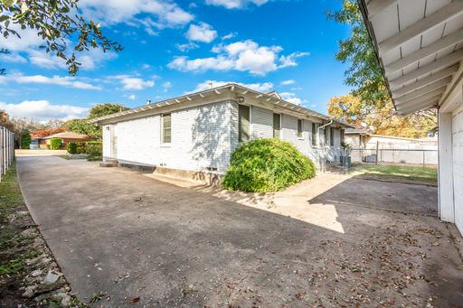 6506 Saint Moritz Ave, Dallas, TX 75214-2428