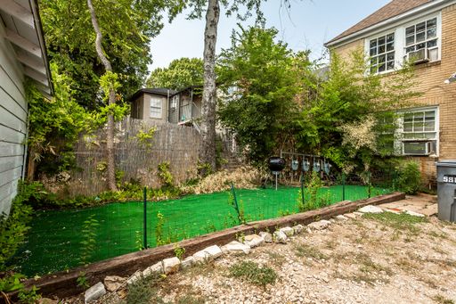 5918 La Vista Dr #3, Dallas, TX 75206-7218