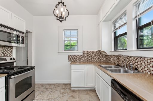 5925 Worth St, Dallas, TX 75214-4456