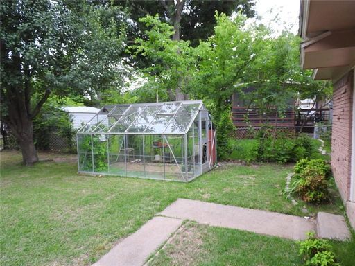 3226 San Medina Ave, Dallas, TX 75228-3128