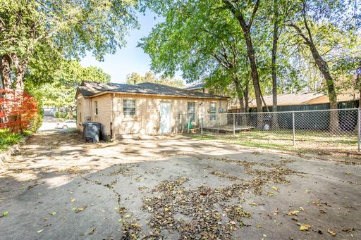 7326 Casa Loma Ave, Dallas, TX 75214-4105