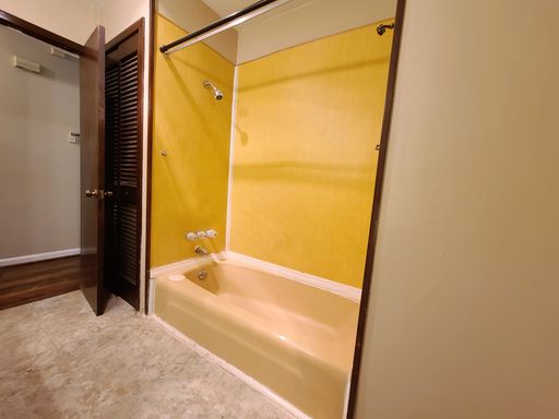 9867 Carnegie Pl, Dallas, TX 75228-3611