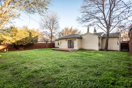 6219 Penrose Ave, Dallas, TX 75214-3041