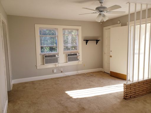 402 N Augusta St, Dallas, TX 75214-5023