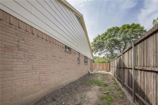 2808 Golfing Green Dr, Farmers Branch, TX 75234-4903