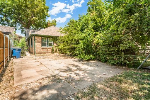 6038 Victor St, Dallas, TX 75214-5602