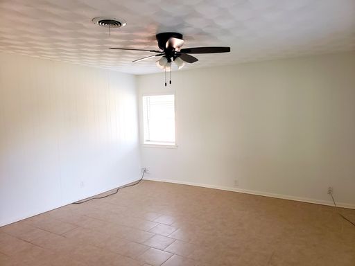 11038 Wyatt St, Dallas, TX 75218-2544