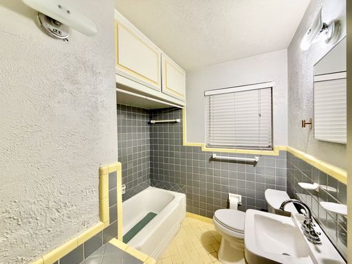 10239 San Juan Ave, Dallas, TX 75228-3024
