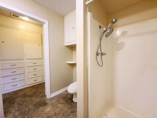 9867 Carnegie Pl, Dallas, TX 75228-3611