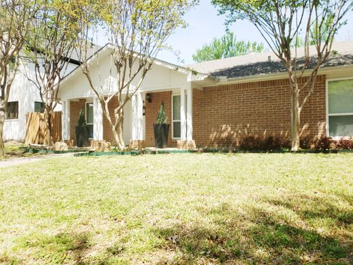 4130 Santa Barbara Dr, Dallas, TX 75214-2856