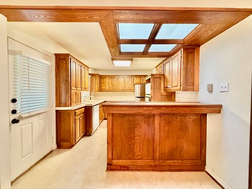 10239 San Juan Ave, Dallas, TX 75228-3024