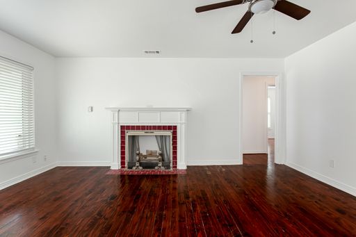 3311 Tooms St, Dallas, TX 75227-6345