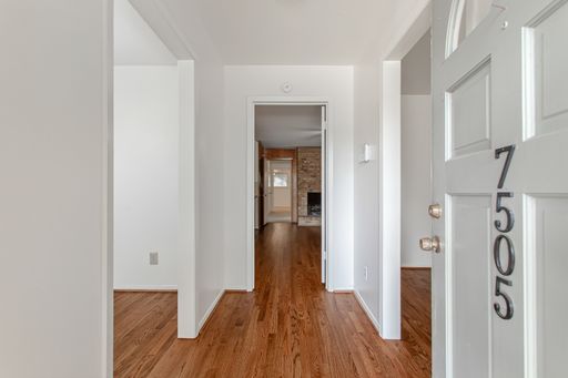 7505 Brentcove Cir, Dallas, TX 75214-1808