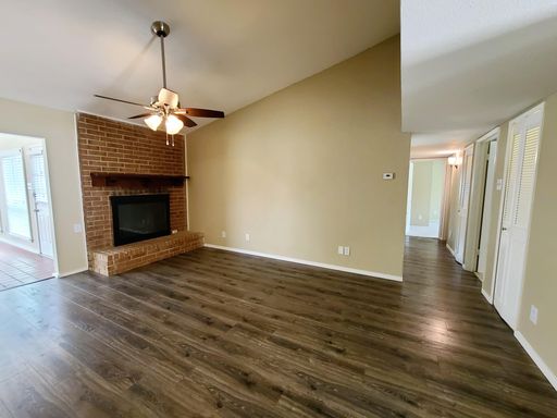 4130 Santa Barbara Dr, Dallas, TX 75214-2856
