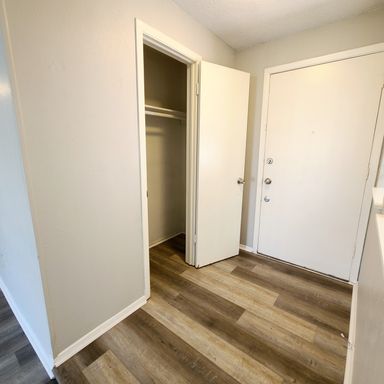 1026 Brookshire Cir, Garland, TX 75043-5019