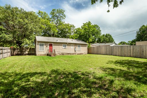 10943 Desdemona Dr, Dallas, TX 75228-2532