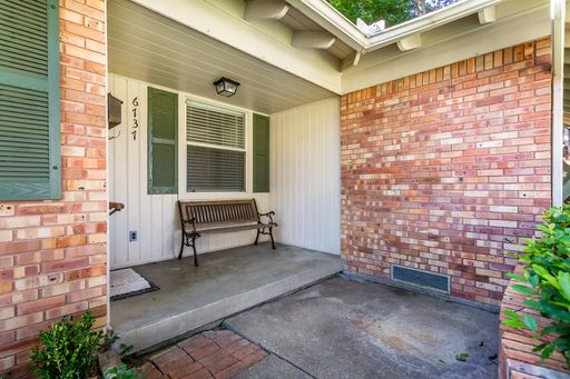 6737 Lakefair Circle, Dallas, TX 75214-2737