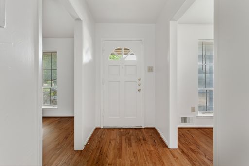 7505 Brentcove Cir, Dallas, TX 75214-1808