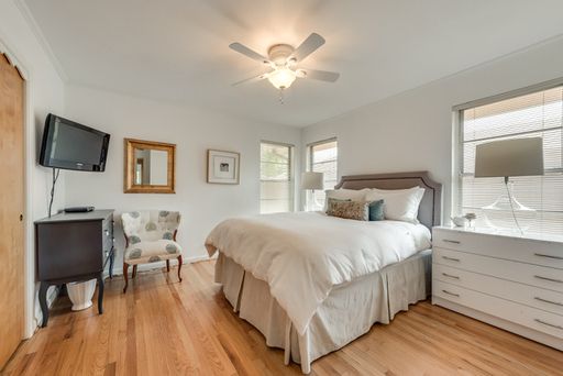 6523 E Mockingbird Ln, Dallas, TX 75214-2423