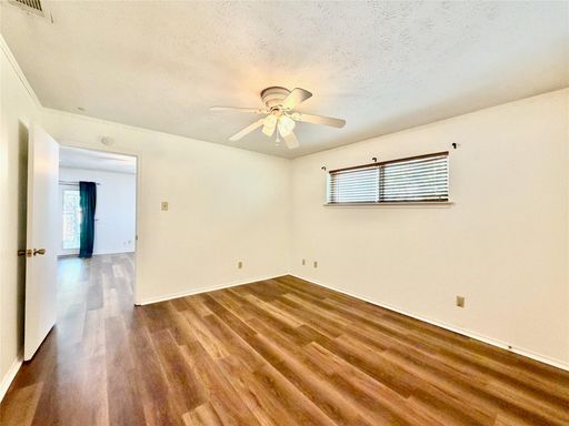 8405 Lullwater Dr, Dallas, TX 75218-1151