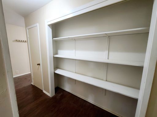 9867 Carnegie Pl, Dallas, TX 75228-3611