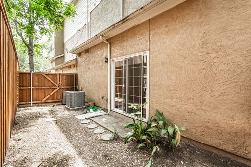 6210 Oram St Unit 5, Dallas, TX 75214-3978