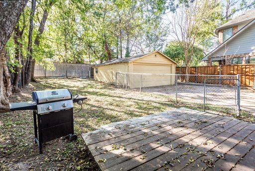 7326 Casa Loma Ave, Dallas, TX 75214-4105
