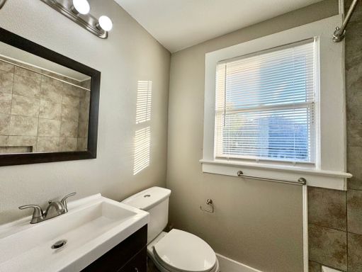 5738 Worth St, Dallas, TX 75214-4611