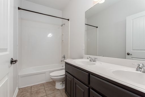 4738 Coyote Trl, Dallas, TX 75227-2821
