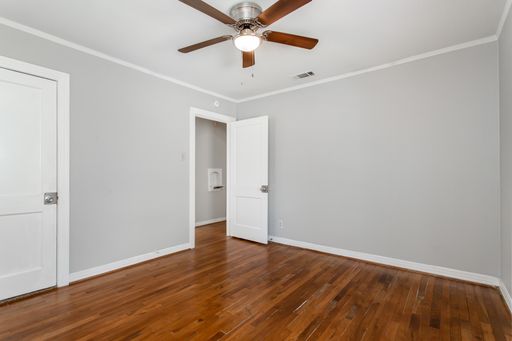 6340 Parkdale Dr, Dallas, TX 75227-6107
