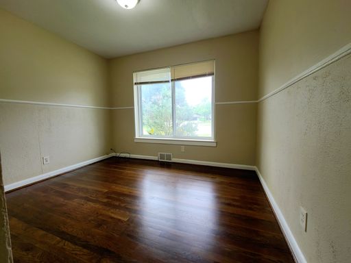 9867 Carnegie Pl, Dallas, TX 75228-3611