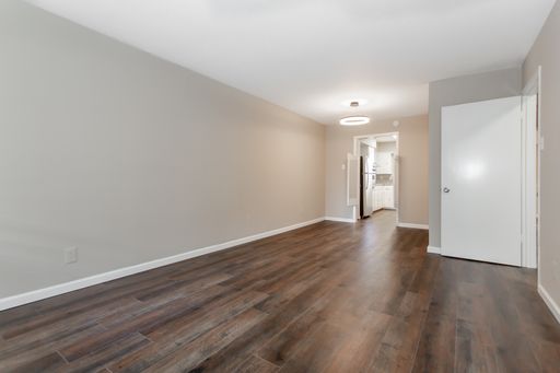 7551 Brentcove Cir, Dallas, TX 75214-1808