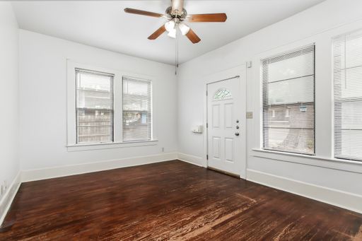 5925 Worth St, Dallas, TX 75214-4456