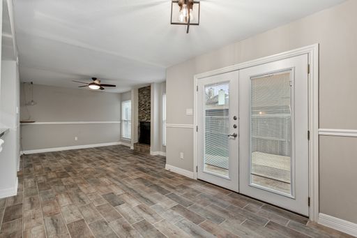 13109 Burninglog Ln, Dallas, TX 75243-2127