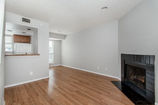 1901 N Fitzhugh Ave, #19, Dallas, TX 75204-4669