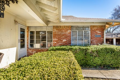 6520 Saint Moritz Ave, Dallas, TX 75214-2428