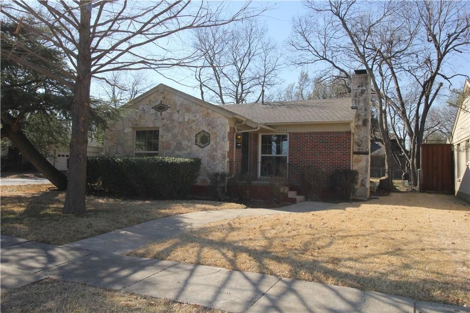 Dallas House: 4303 Delmar Ave