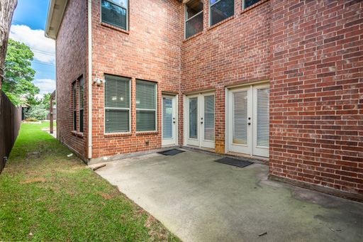 4738 Coyote Trl, Dallas, TX 75227-2821